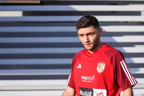 يلا كورة يكشف.. تفاصيل انتقال كريم نيدفيد إلى سيراميكا كليوباترا